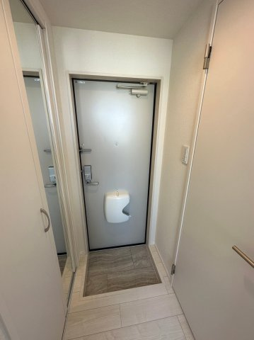 メゾンドシエルの玄関