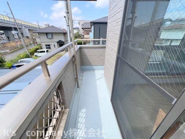 ◎茅ヶ崎市西久保　中古戸建のバルコニー|日当たり良好で毎日のお洗濯も乾きがよいです◇◇
