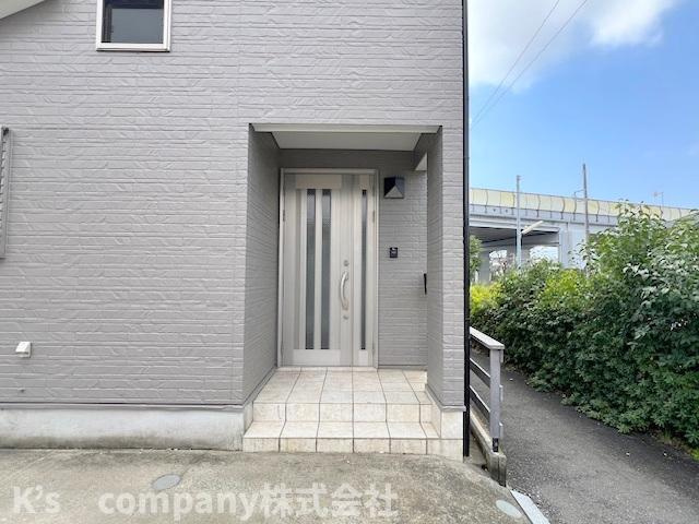 ◎茅ヶ崎市西久保　中古戸建の玄関|玄関周辺スペース◇
