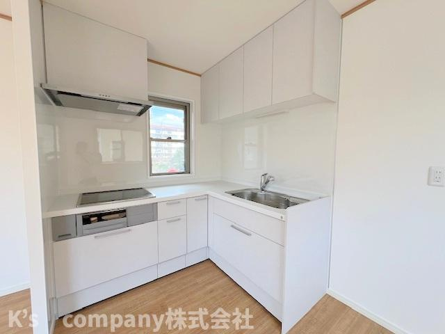 ◎茅ヶ崎市西久保　中古戸建のキッチン|L字型キッチン◇◇