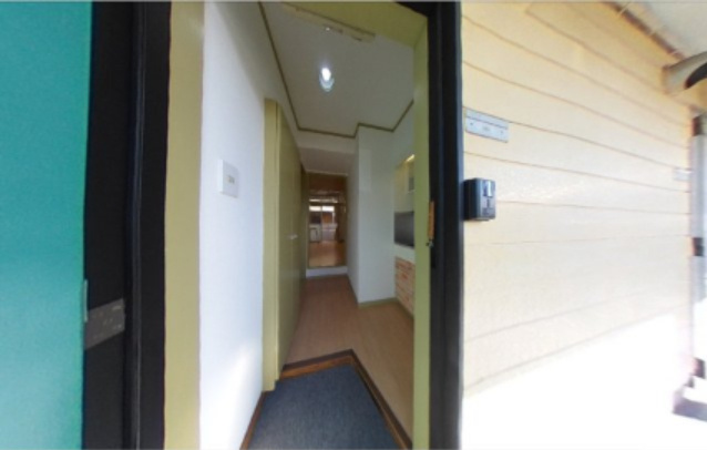 Ｃａｄｉｚ新柏の玄関