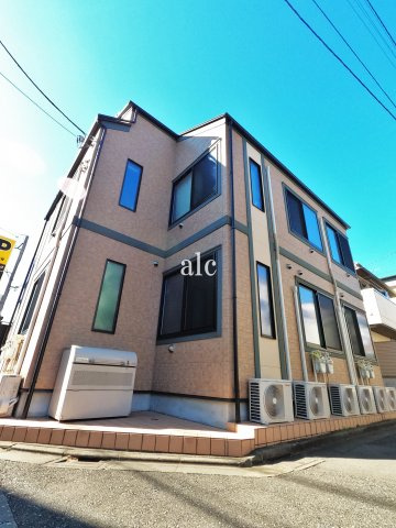 新宿区中落合３丁目のアパート