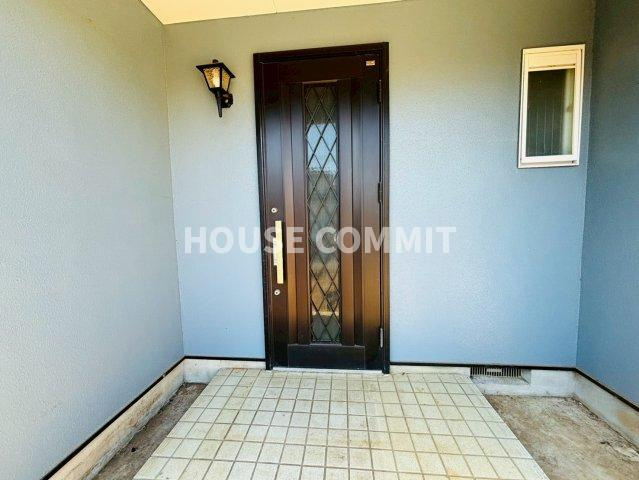 中古戸建ての玄関