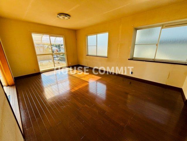 中古戸建ての居間・リビング