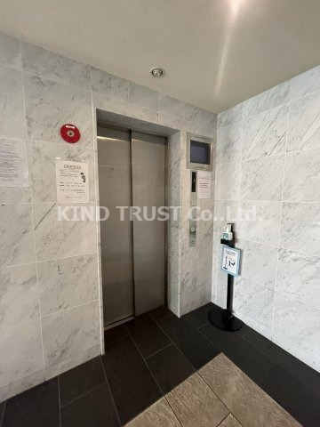 プレサンス梅田北ザ・ライブのエントランス