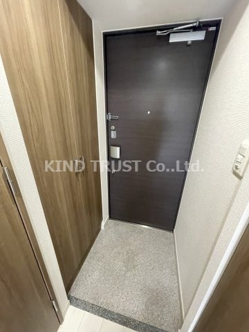 プレサンス梅田北ザ・ライブの玄関