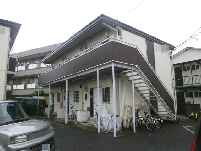 ドエルＴＯＭのその他共用部分|建物入口側。