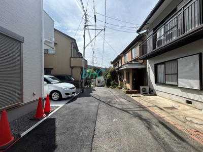 【前面道路含む現地写真】 | 本宮２丁目分譲１区画１期１号地