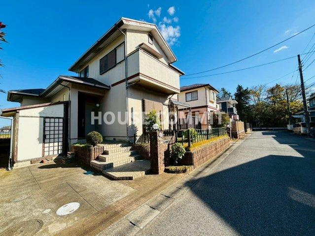 八街は　中古戸建の前面道路含む現地写真