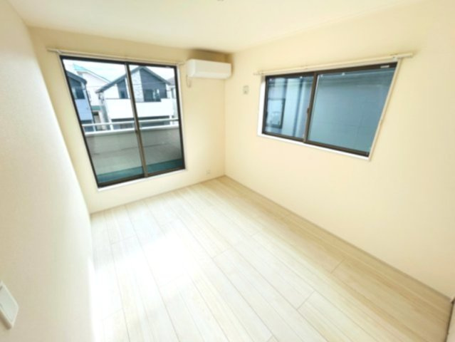 【寝室】 | 洋室①☆