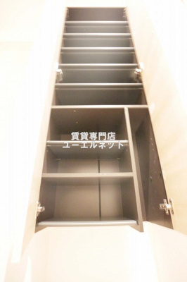 【設備】 | ラ・パーチェ江坂１ | 収納力たっぷりのシューズボックスで玄関すっきり！