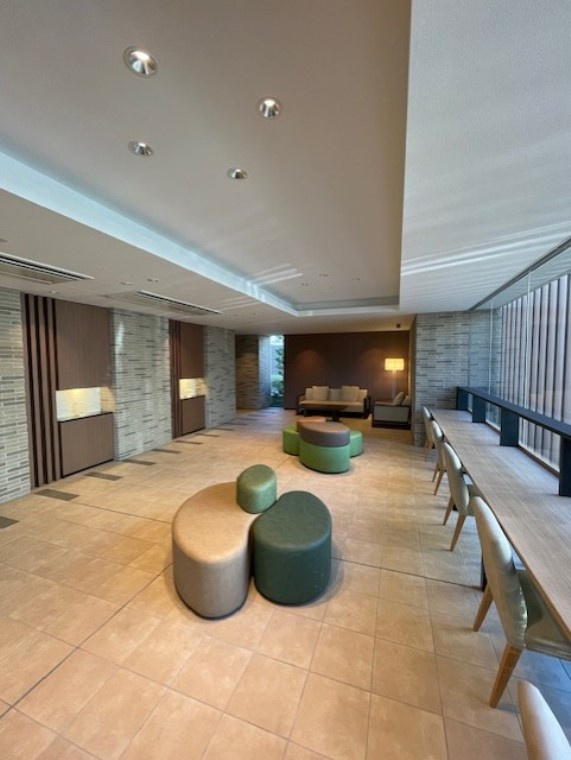 ヴィークステージ世田谷千歳烏山のロビー