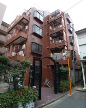 メゾン・ド・モナークのエントランス