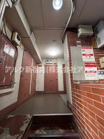 メゾン・ド・モナークのエントランス