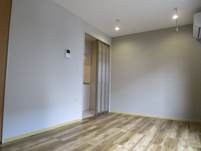 イーグルヒロの洋室