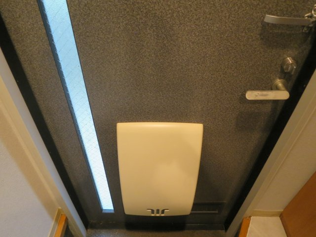 イーグルヒロの玄関|ドアポスト付き