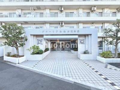 【エントランス】 | グローリア初穂お花茶屋 | エントランス