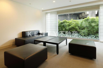 【ロビー】 | アビティ目黒 | 2018年3月撮影