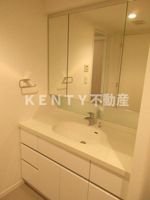 【洗面所】 | アビティ目黒 | 使いやすい洗面所です