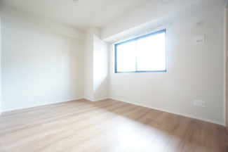 【洋室】 | Grand Vert | ※同物件・反転タイプの写真です。