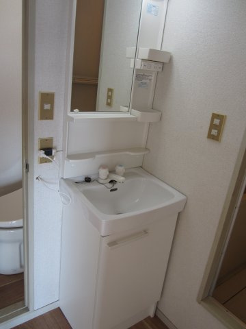 べるあいコーポの独立洗面台