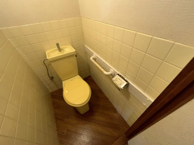 ハイツ東朝霧のトイレ