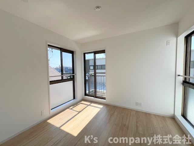 高座郡寒川町一之宮5丁目　中古戸建の洋室|洋室5帖◇書斎や趣味のお部屋にもお勧めです◇