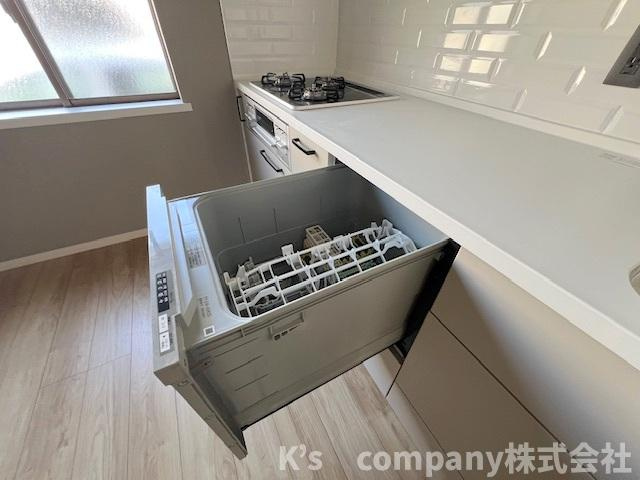 高座郡寒川町一之宮5丁目　中古戸建のキッチン|食器洗い乾燥機付きで家事の時短に役立ちます☆