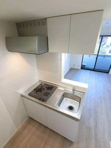 robot home 寒川町のキッチン