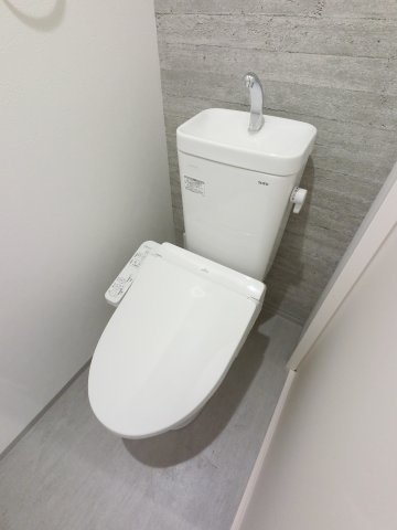 robot home 寒川町のトイレ