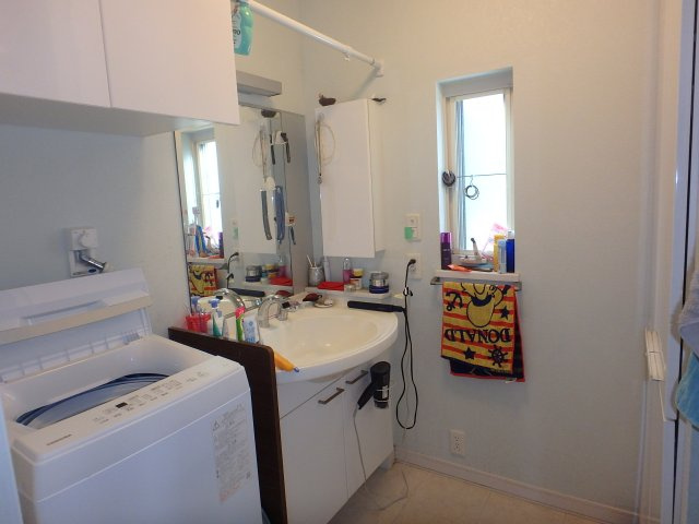 S1752H　吉佐美　美築中古注文住宅の独立洗面台