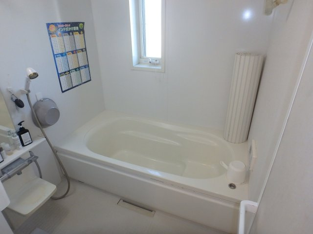 S1752H　吉佐美　美築中古注文住宅の浴室