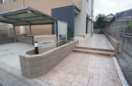 ラスパシオのエントランス