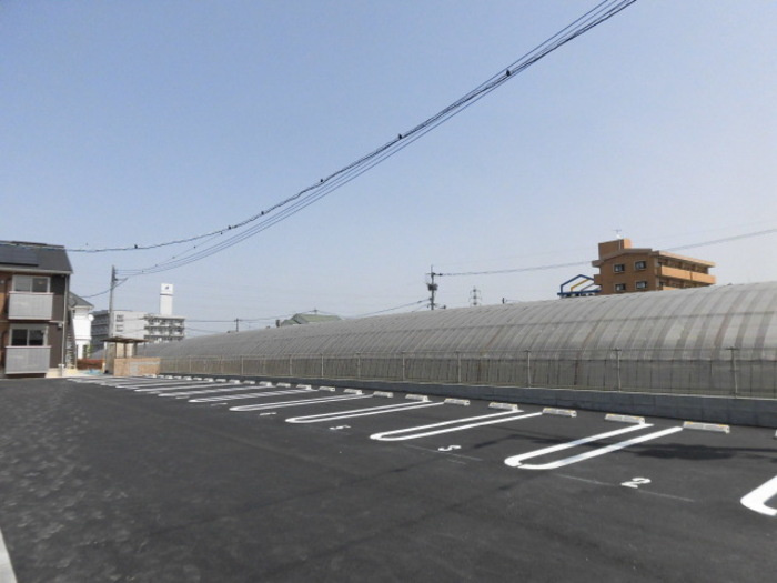 エントラール　Ａの駐車場|駐車スペースもあります☆