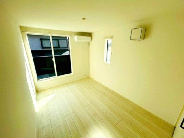 【寝室】 | 洋室①☆