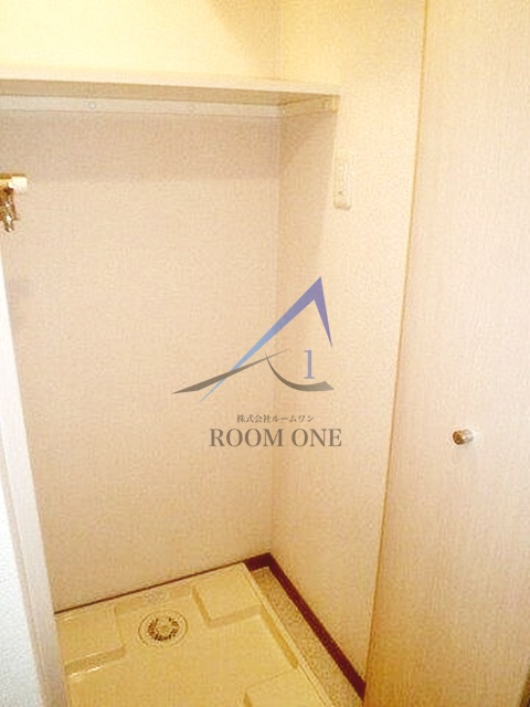 ガラ・ステーション岩本町Ｎｏｒｔｈの設備|洗濯機置き場です。