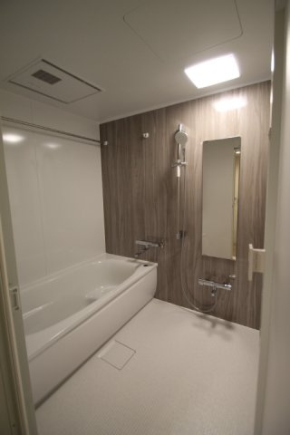 【浴室】