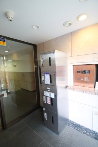 【エントランス】