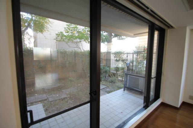 【バルコニー】