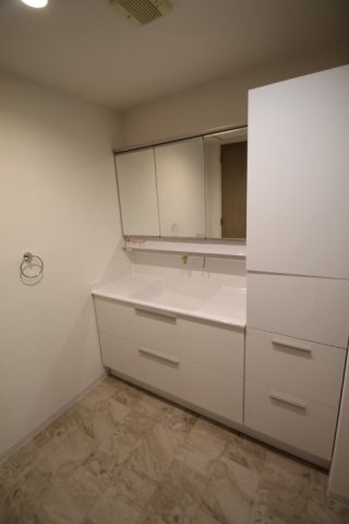 【独立洗面台】