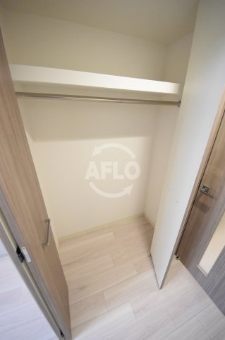 プレサンス堺筋本町センティスの収納|プレサンス堺筋本町センティス　クローゼット