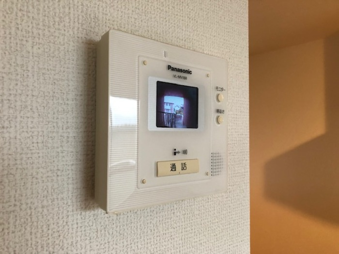 ラトンラヴ―ル　Ⅱ番館のセキュリティ|TVモニター付きで安心です☆