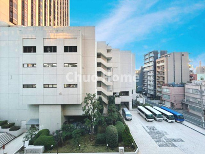 【エントランス】 | レーベンリヴァーレ浅草エヴァープライド | 【エントランス】マンションのエントランスは、その物件の印象を決める、顔とも言える場所です。毎日通る場所ですからきれいなのが一番です。