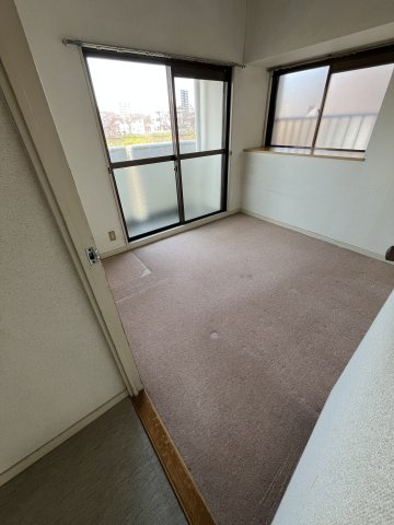 名古屋市天白区池場１丁目の中古マンションの洋室