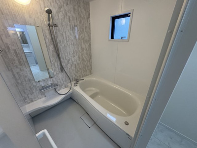 【浴室】 | 中城南上原Ⅱ（全3棟）RC造新築平屋ラスト2号棟 | 2号棟　広々お風呂♪