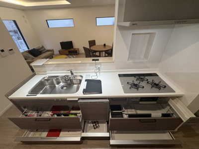 【キッチン】 | 中城南上原Ⅱ（全3棟）RC造新築平屋ラスト2号棟 | 2号棟　収納充実システムキッチン♪