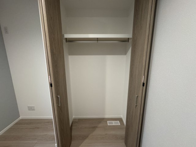 【収納】 | 中城南上原Ⅱ（全3棟）RC造新築平屋ラスト2号棟 | 2号棟　洋室4.5帖＋CL付き♪
