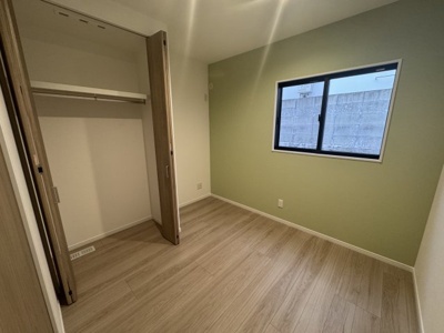 【洋室】 | 中城南上原Ⅱ（全3棟）RC造新築平屋ラスト2号棟 | 2号棟　洋室4.5帖＋CL付き♪