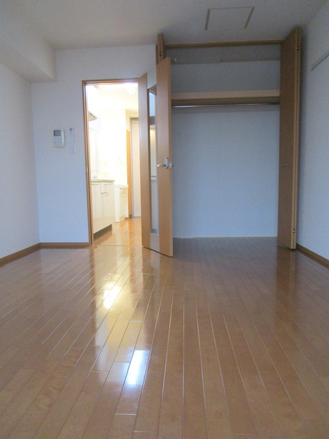 ヘーベルメゾンＮの寝室