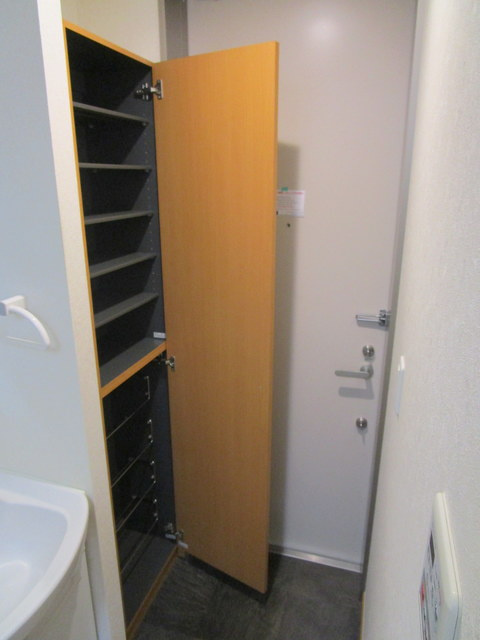 ヘーベルメゾンＮの玄関|★シューズクロークあり★